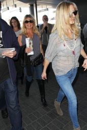 Kate Hudson in Jeans - LAX Airport in Los Angeles, January 2015