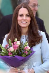 Kate Middleton Style - Visits The Kensington Leisure Centre in London, January 2015