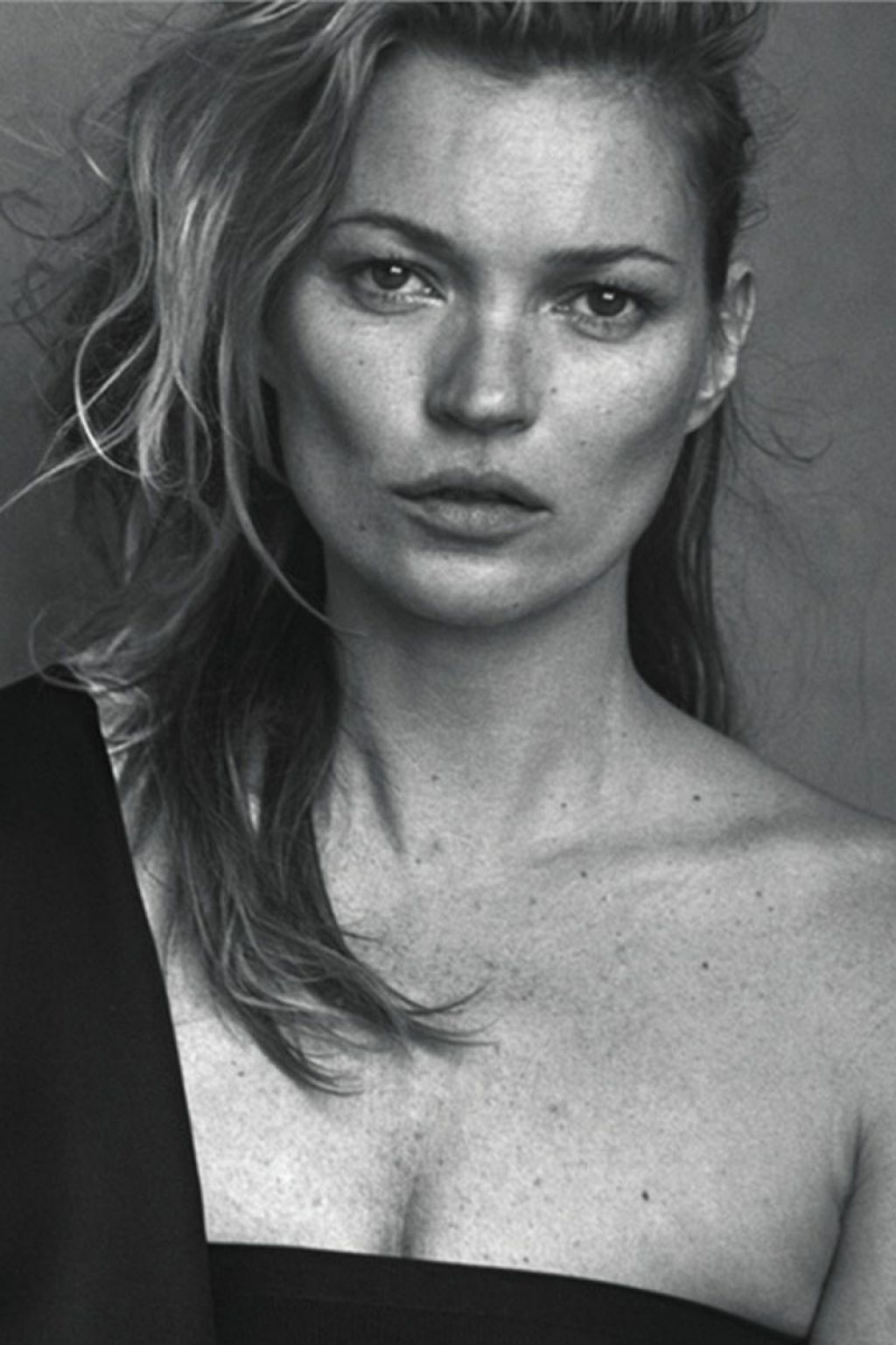 Kate Moss Photoshoot for Vogue (Italy) - January 2015