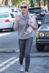 Katherine Heigl Street Style - Out in Los Angeles - January 2015