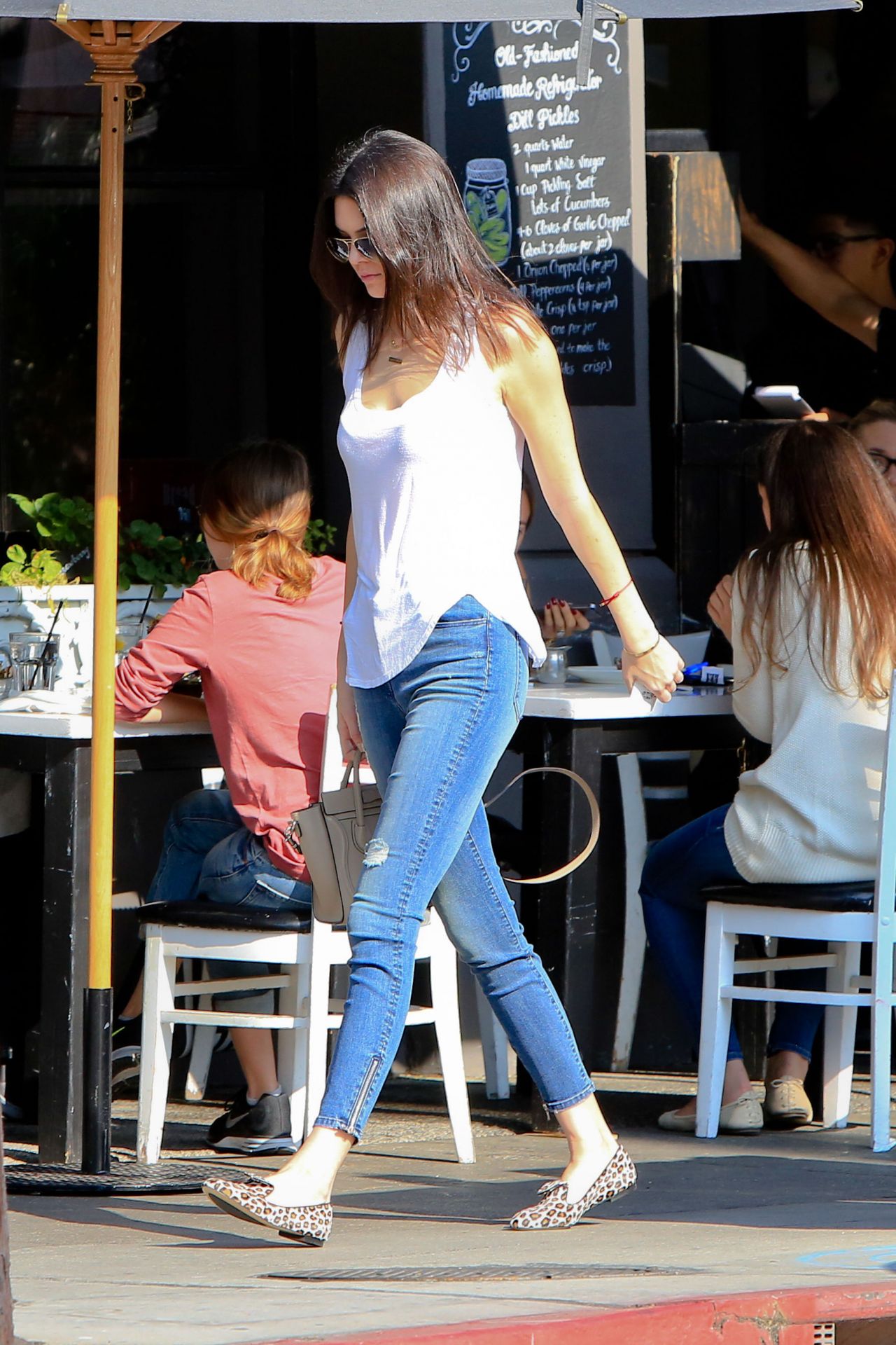 Kendall Jenner - at Joan's in Los Angeles, Jan. 2015 • CelebMafia