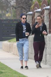 Kristen Stewart - Out in Los Feliz With a Friend - January 2015