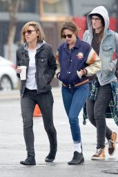 Kristen Stewart Street Style - Out With Friends in LA - Jan. 2015