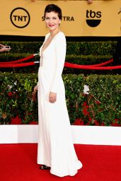 Maggie Gyllenhaal – 2015 SAG Awards in Los Angeles