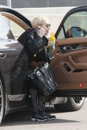 Miley Cyrus Style - Out in Studio City, January 2015