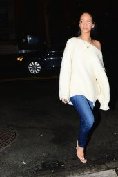 Rihanna Casual Style - Out in New York City - January 2015