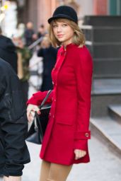 Taylor Swift Style - Out in New York City, January 2015