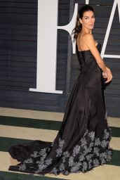 Angie Harmon - 2015 Vanity Fair Oscar Party in Hollywood