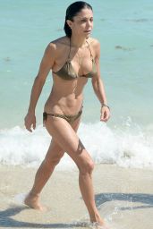 Bethenny Frankel in a Gold String Bikini On The Beach in Miami, Feb. 2015