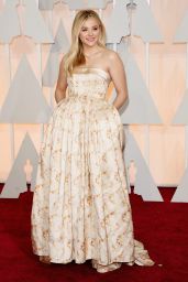 Chloe Moretz – 2015 Oscars Red Carpet in Hollywood