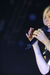 Ellie Goulding Performs Live in Warsaw, February 2015