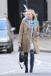 Fearne Cotton Street Style - Out in London, February 2015