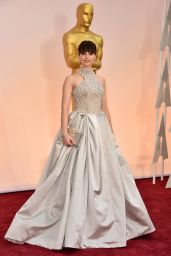 Felicity Jones – 2015 Oscars Red Carpet in Hollywood