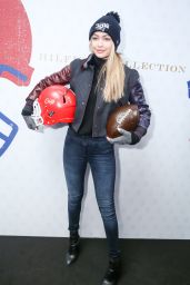 Gigi Hadid - Tommy Hilfiger FW 2015 Show in New York City