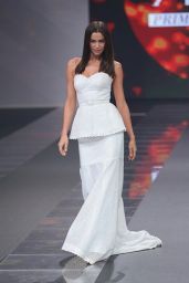 Irina Shayk - Walks the Runway at the Liverpool Fashion Fest Spring Summer 2015 in Mexico City