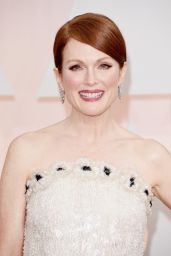 Julianne Moore – 2015 Oscars Red Carpet in Hollywood