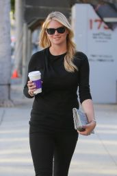 Kate Upton - Out for Coffee in Beverly Hills, February 2015