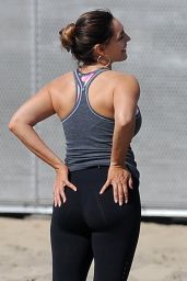 Kelly Brook Booty in Tights - Workout in Los Angeles, Feb. 2015