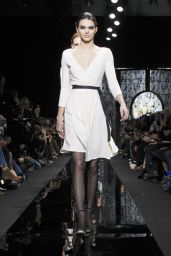 Kendall Jenner - Diane von Fürstenberg Fall 2015 Fashion Show in New York