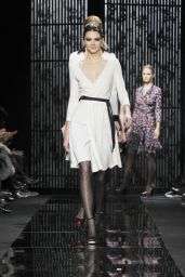 Kendall Jenner - Diane von Fürstenberg Fall 2015 Fashion Show in New York