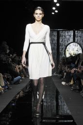 Kendall Jenner - Diane von Fürstenberg Fall 2015 Fashion Show in New York