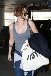 Kristen Stewart Casual Style - at LAX Airport, February 2015