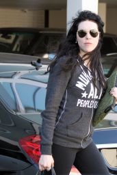 Laura Prepon in Leggings - Out in Los Angeles, Febraury 2015