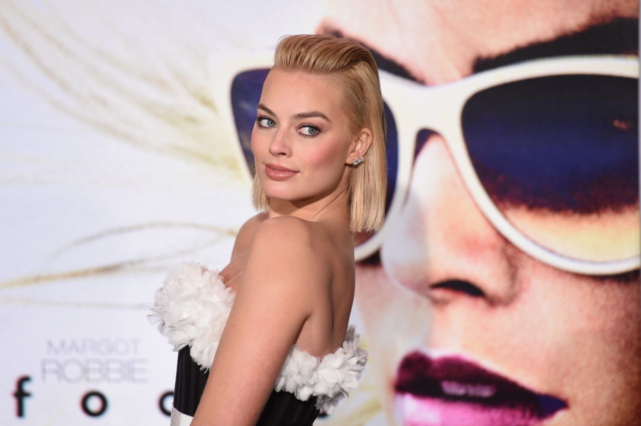 Margot Robbie - 'Focus' Movie Premiere in Los Angeles