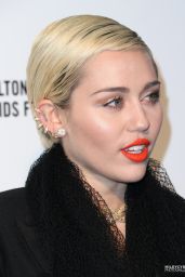 Miley Cyrus – 2015 Vanity Fair Oscar Party in Hollywood