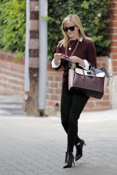 Reese Witherspoon Style - Leaving Her Office in Beverly Hills, February 2015