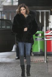 Shobna Gulati Street Style - Leaving the ITV Studios in London, February 2015