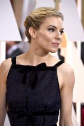 Sienna Miller – 2015 Oscars Red Carpet in Hollywood