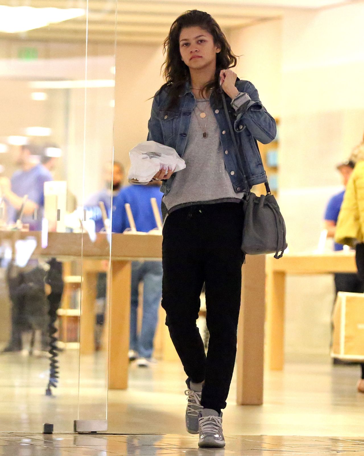 Zendaya Casual Style - Shopping at the 
