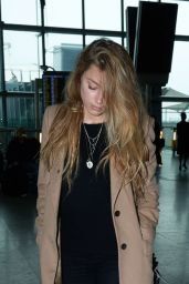 Amber Heard – Heathrow Airport in London – March 2015
