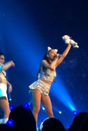 Ariana Grande Performs at Honeymoon Tour in Detroit