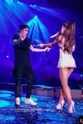 Ariana Grande Performs With Justin Bieber in Miami (Honeymoon Tour), March 2015