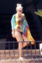 Ashlee Simpson on Vacation in Los Cabos in Mexico, March 2015