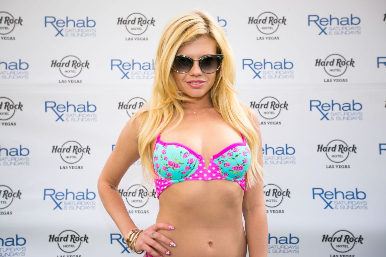 chanel-west-coast-in-a-bikini-rehab-pool-party-at-the-hard-rock-hotel-in-.....