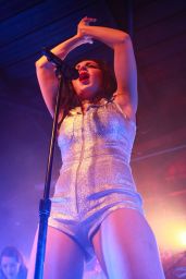 Charli XCX Performs at The Plug in Sheffield - March 2015