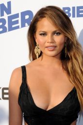 Chrissy Teigen - The Comedy Central Roast Of Justin Bieber in Los Angeles