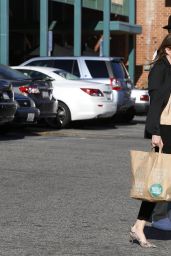 Ellen Pompeo - Shopping at Whole Foods in West Hollywood, March 2015