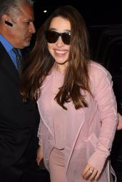 Emilia Clarke - LAX Airport in Los Angeles, March 2015