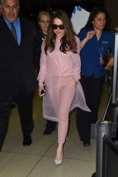 Emilia Clarke - LAX Airport in Los Angeles, March 2015