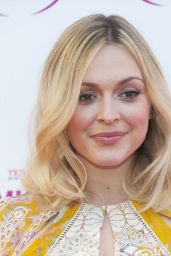 Fearne Cotton - 2015 Tesco Mum of the Year Awards in London
