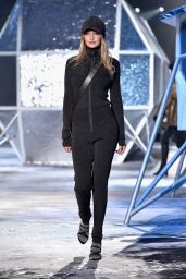 Gigi Hadid - H&M Fashion Show in Paris, March 2015