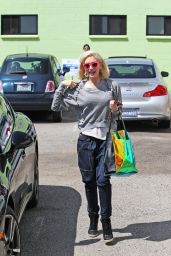 Gwen Stefani Casual Style - Out in Los Angeles, March 2015
