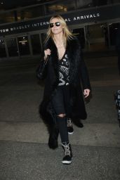 Heidi Klum Arriving at Tom Bradley International Air Terminal in Los Angeles, March 2015