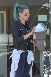 Hilary Duff Casual Style - Out in Beverly Hills - March 2015