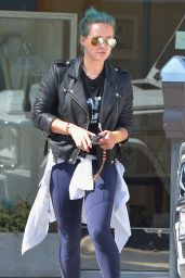 Hilary Duff Casual Style - Out in Beverly Hills - March 2015