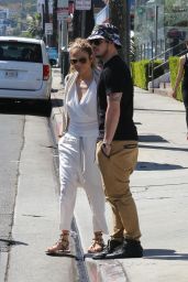 Jennifer Lopez and Ex BF Casper Smart Back On Track! - March 2015